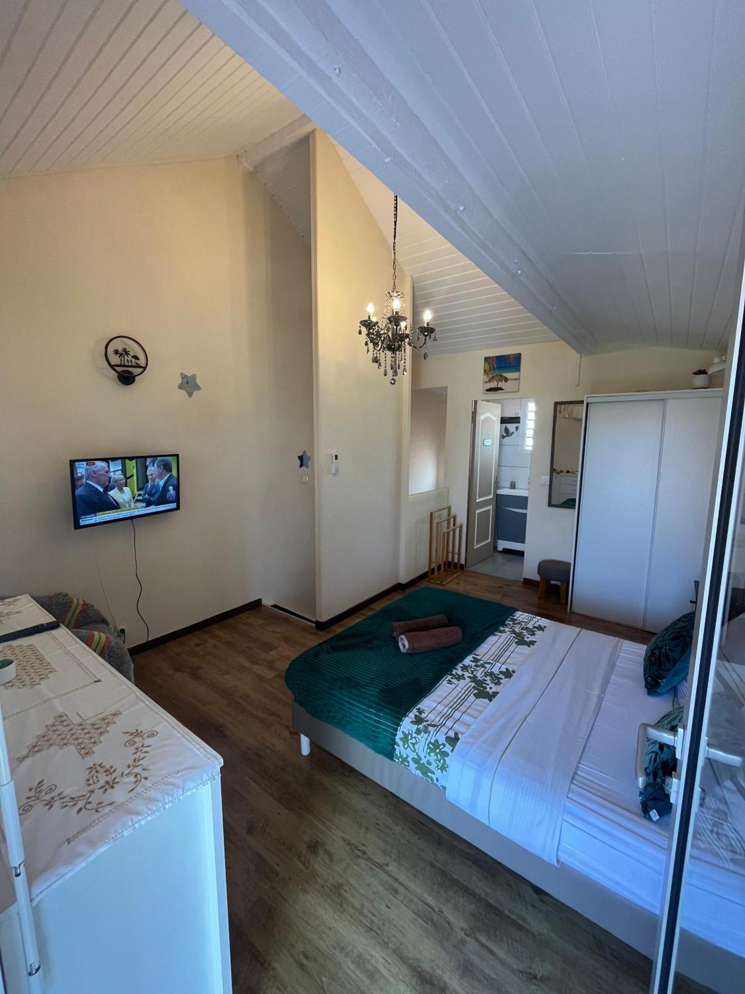 Duplex 5 Etoiles Entre Marina Et Golf International Apartment Сен Франсоа Екстериор снимка