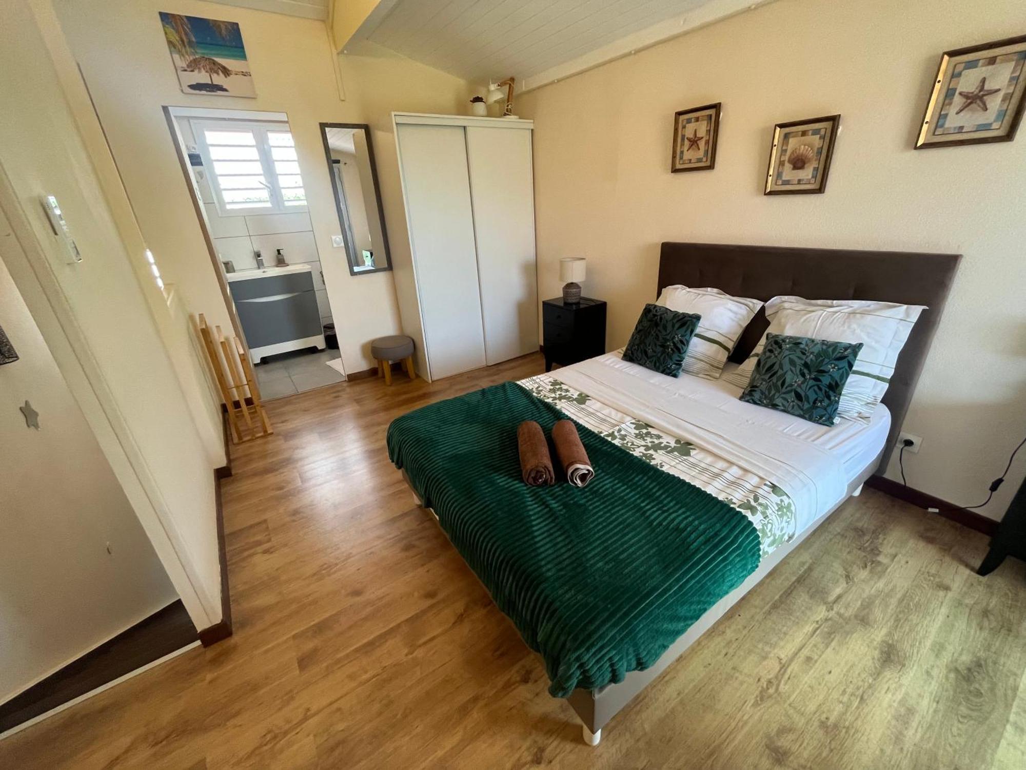 Duplex 5 Etoiles Entre Marina Et Golf International Apartment Сен Франсоа Екстериор снимка
